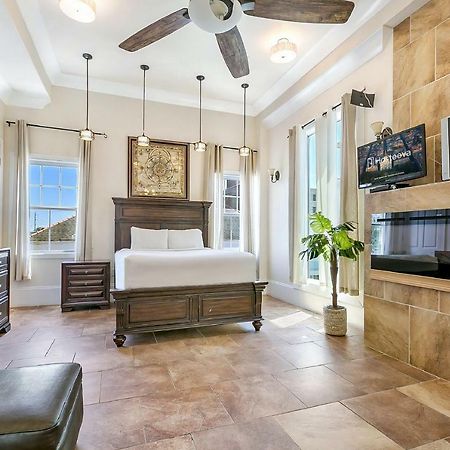 Spacious 4Br Condo On Carondelet Near All Hot Spo New Orleans  Kültér fotó
