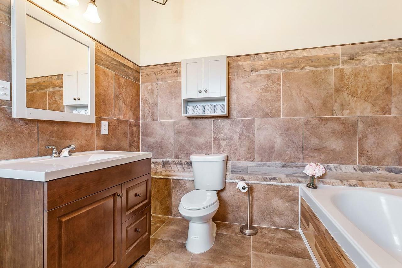 Spacious 4Br Condo On Carondelet Near All Hot Spo New Orleans  Kültér fotó